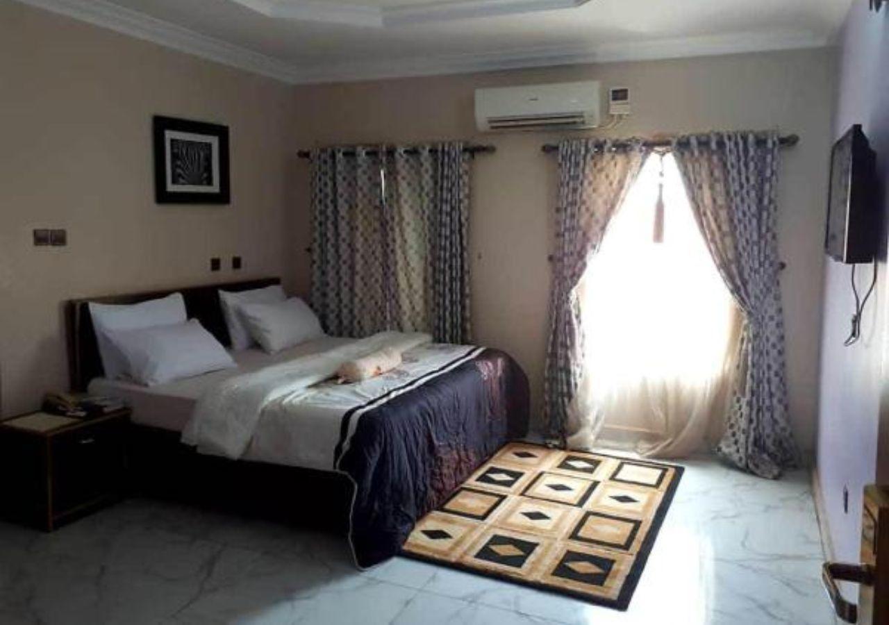 Nue-Crest Hotels & Suites Ενούγκου Εξωτερικό φωτογραφία